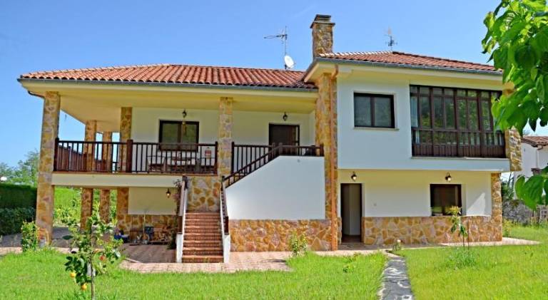 350 m&sup2; Villa