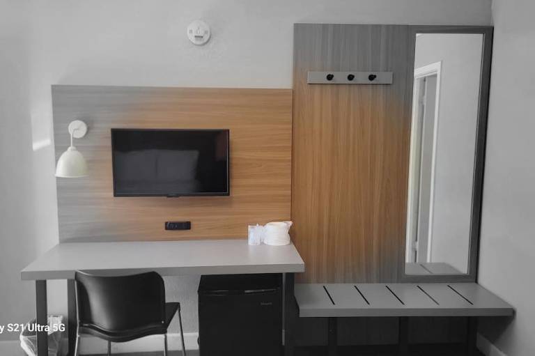 Motel Little Armenia