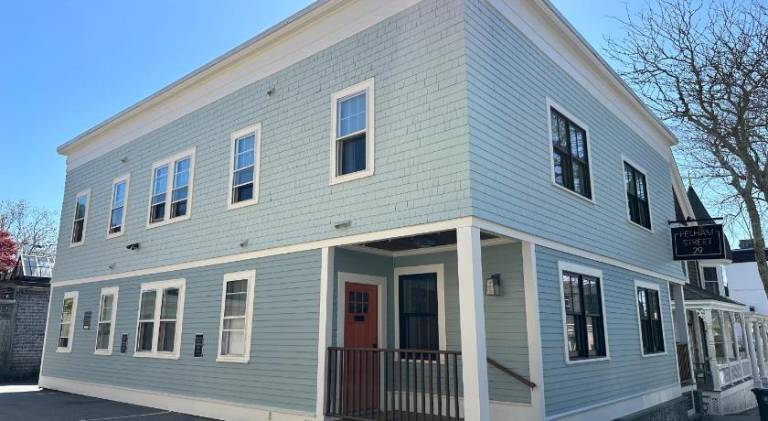 Vacation home with 7 rooms for 14 persons in Newport, RI