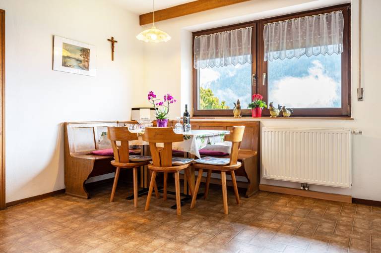 Farmhouse 'Ferienwohnung Gatscherhof' with Mountain View, Shared Garden and Wi-Fi — photo 3