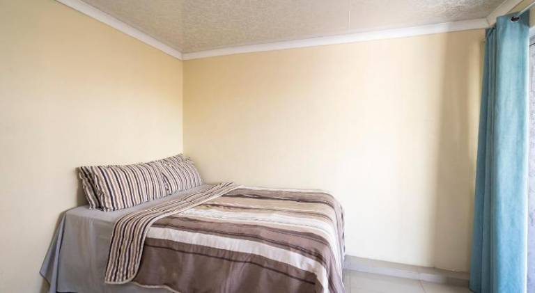 Hasate Guest House 10 Florence street Oakdale Belliville 7530 cape town south African