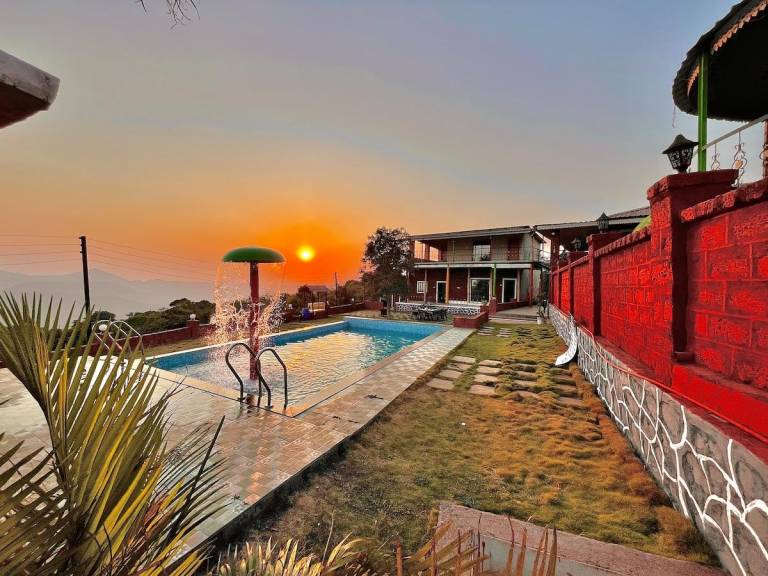 Triveni Stays Athenian 7 BHK With Pool in mahabale in Jaoli