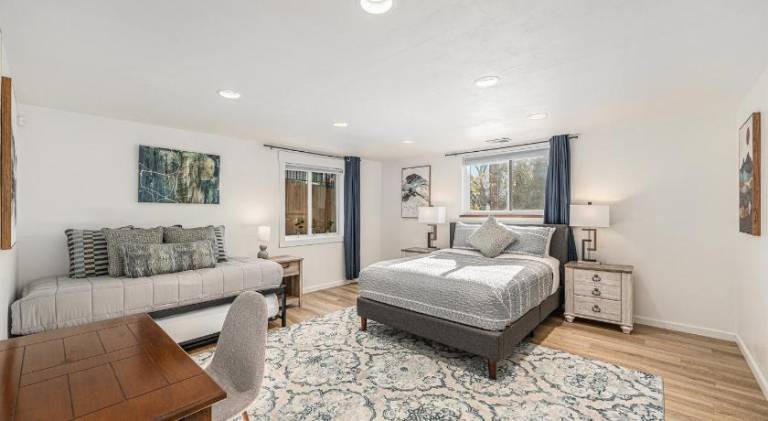 House | Perfect for remote work | Pets allowed — photo 2