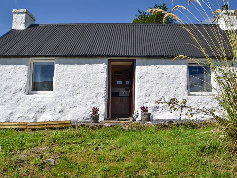 Cottage Strontian