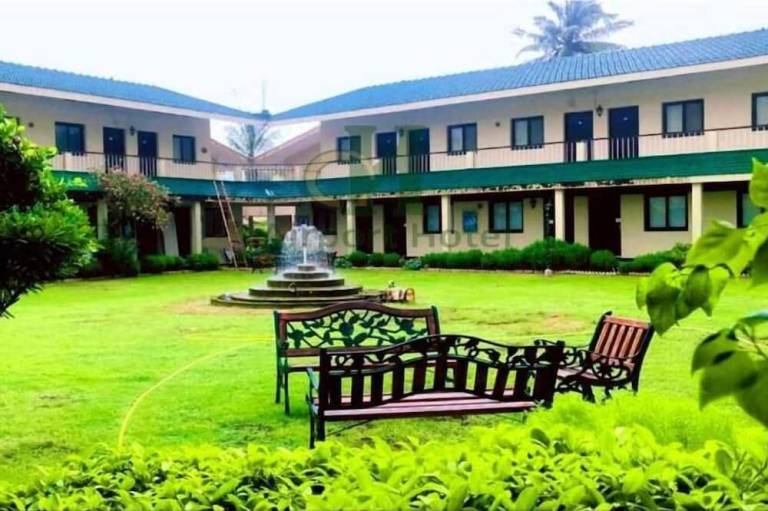 Airport Hotel