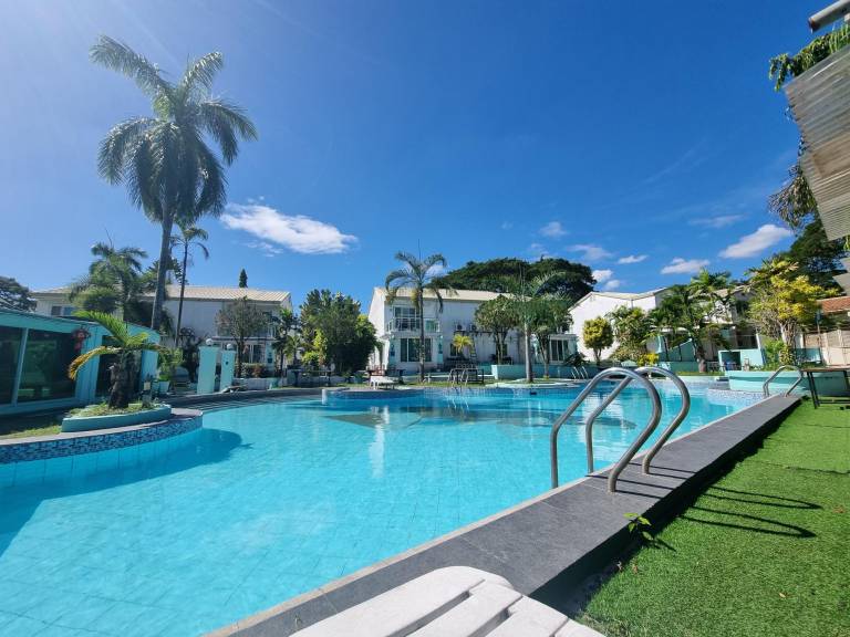 Asian Greenville Hotel and Resort in Angeles City