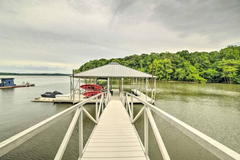 Cabin Murray