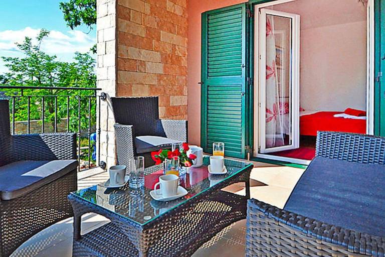 Fully equipped wonderful house with yard, barbeque & terrace | Pets are welcome in Zadar