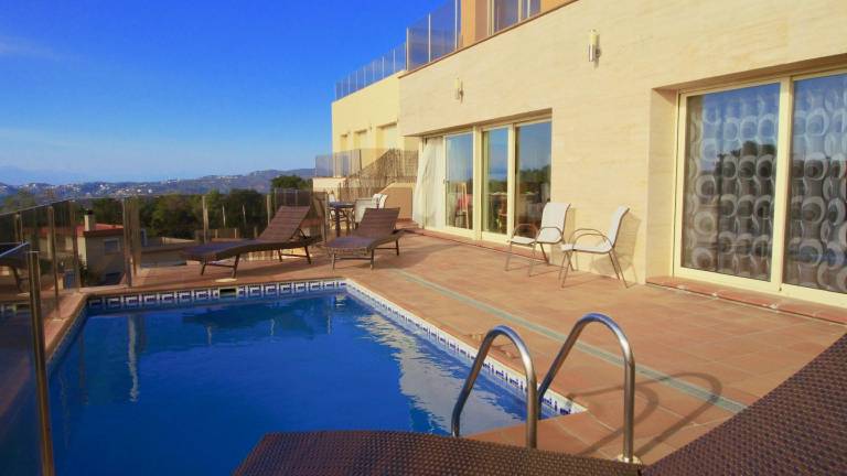 Luxury villa Investingspain with sea views, pool and jacuzzi — photo 3