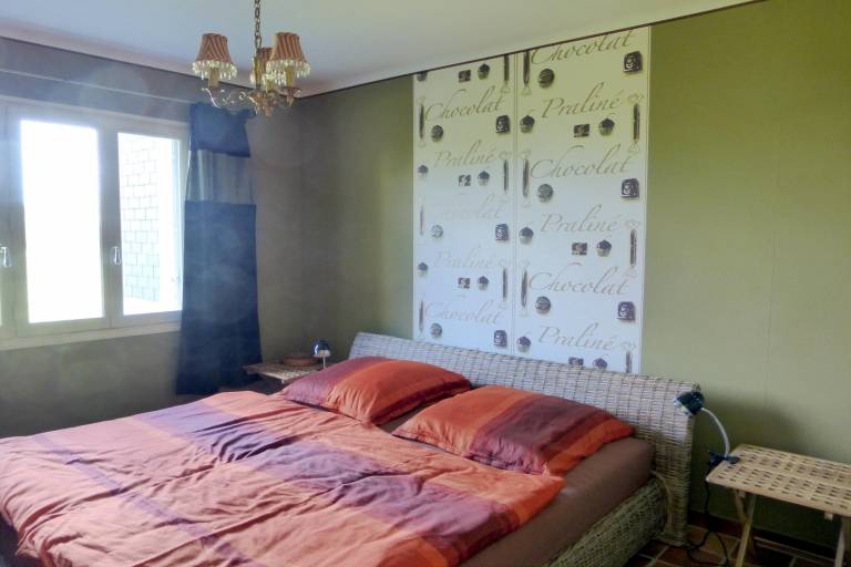 Charming vacation home with patio, barbecue & yard | Sea view | Pets are welcome — photo 4