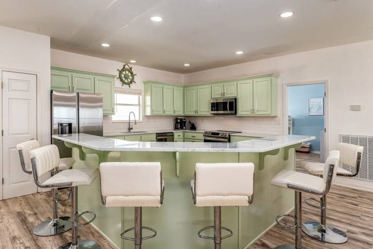 Sandy Bottoms - 104 Vargas Ct — photo 2
