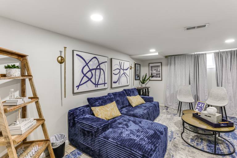 Walk to Patterson Park! Pet-Friendly Townhome — photo 5