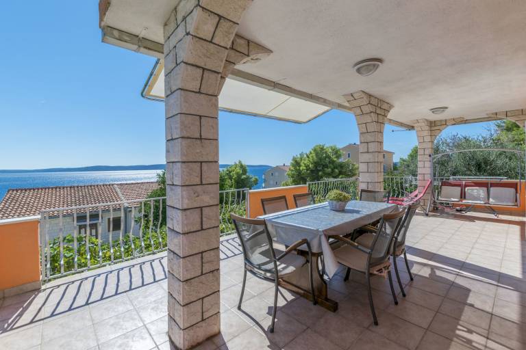 Holiday apartment with barbeque & patio | Sea view — photo 2