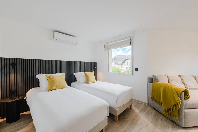 Aparthotel | City view — photo 2