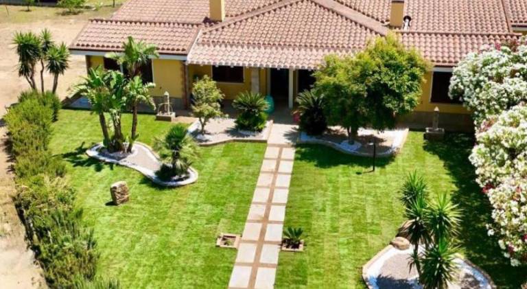 Vacation home with 2 rooms for 4 persons in Villasimius