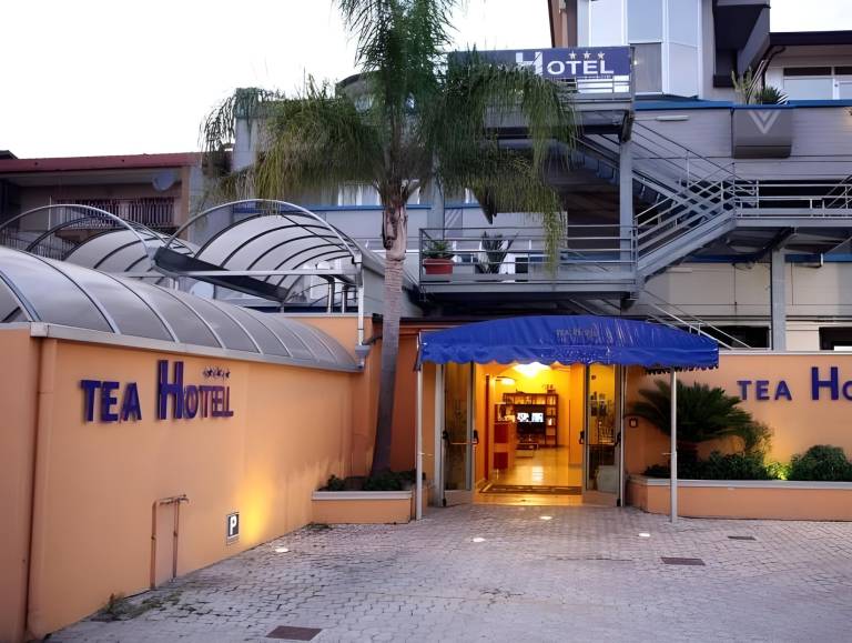 Tea Palace Hotel