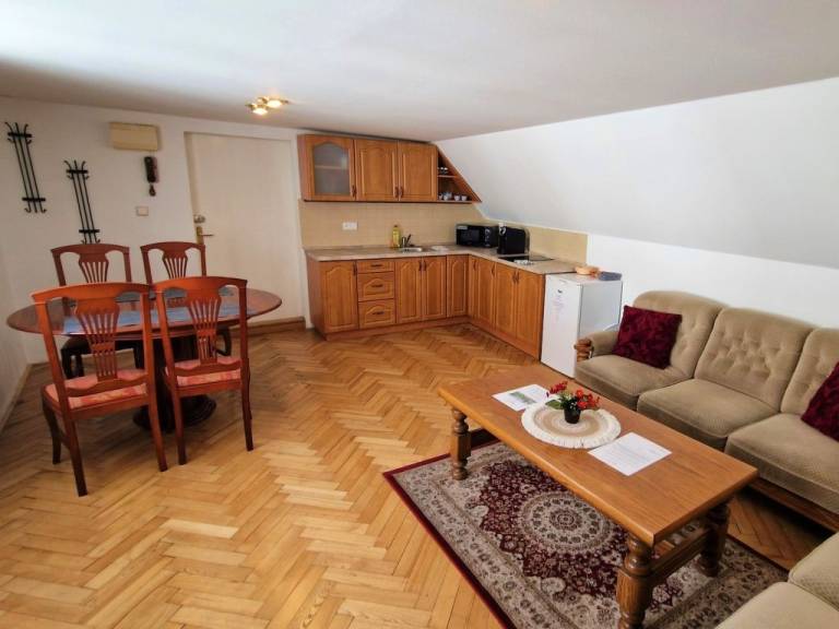 Apartmán Roztoky