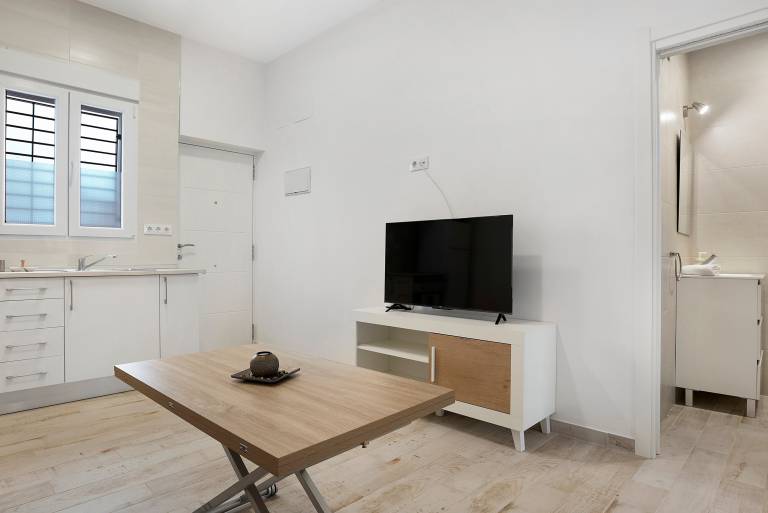 Apartment 'Apartamento Guzmán A' with Private Terrace, Wi-Fi and Air Conditioning — photo 2