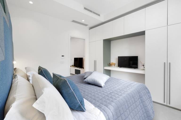 Apartment with 1 room for 4 persons — photo 4