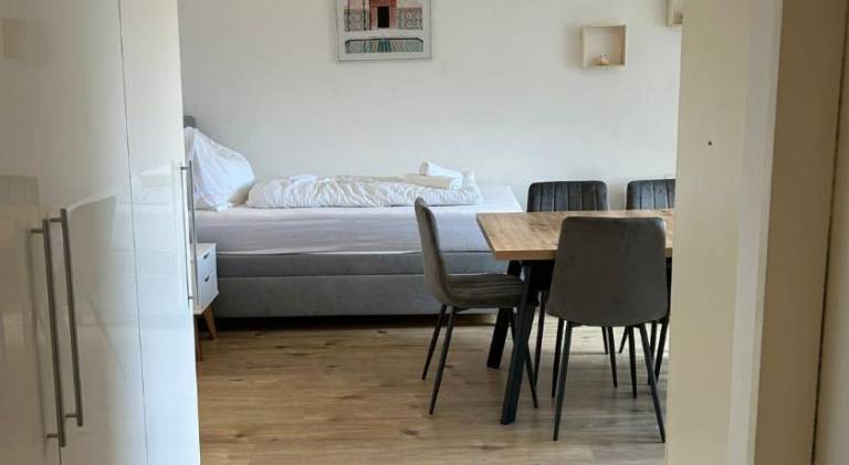 Rental apartment with 2 rooms for 6 persons — photo 3