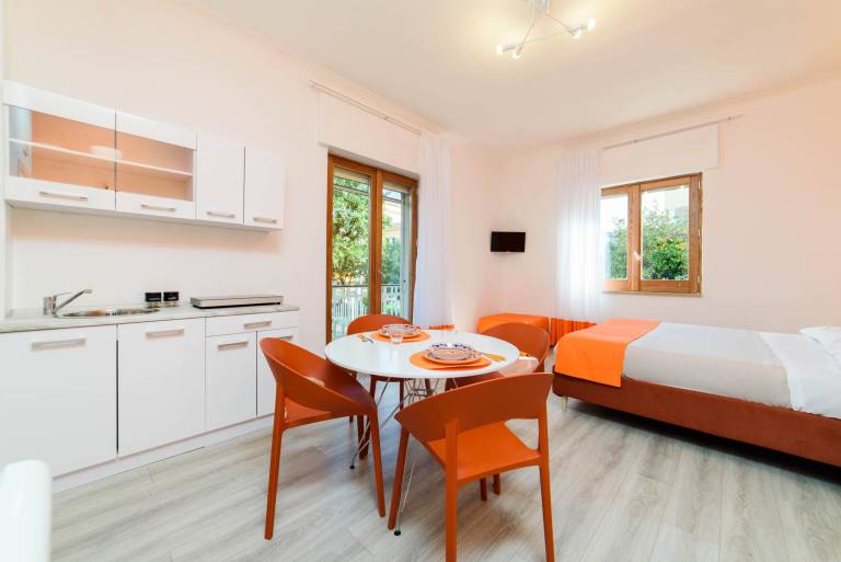 Charming holiday apartment with terrace | Dogs allowed — photo 2
