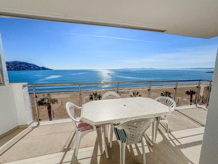 Holiday apartment with terrace — photo 2