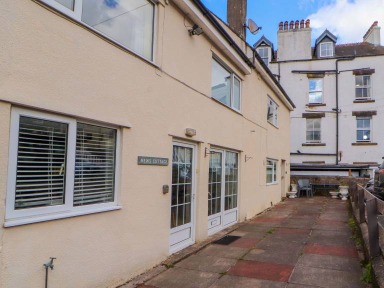 Family-friendly nice cottage | Beach view | Pets allowed in Lyndhurst