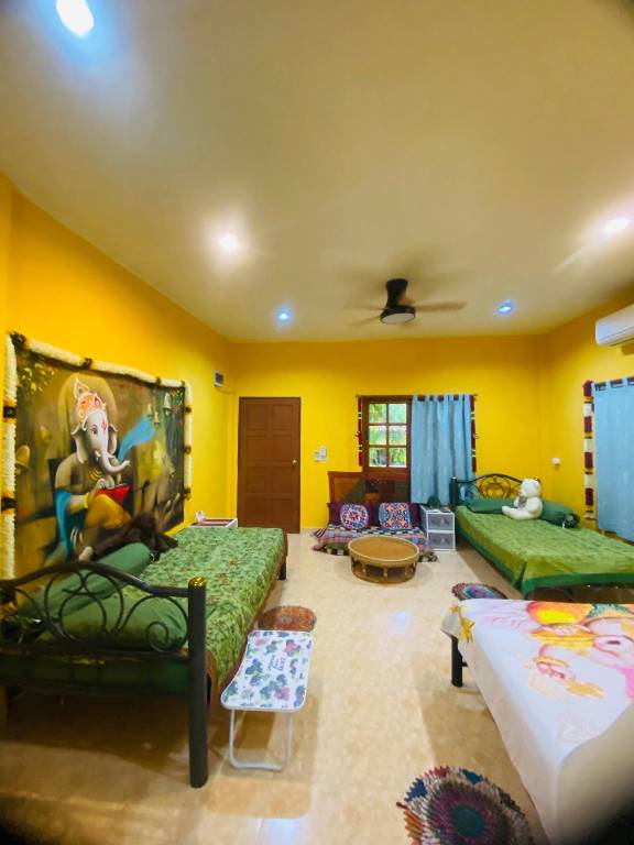 Ganesha Beachfront apartment in Rawai