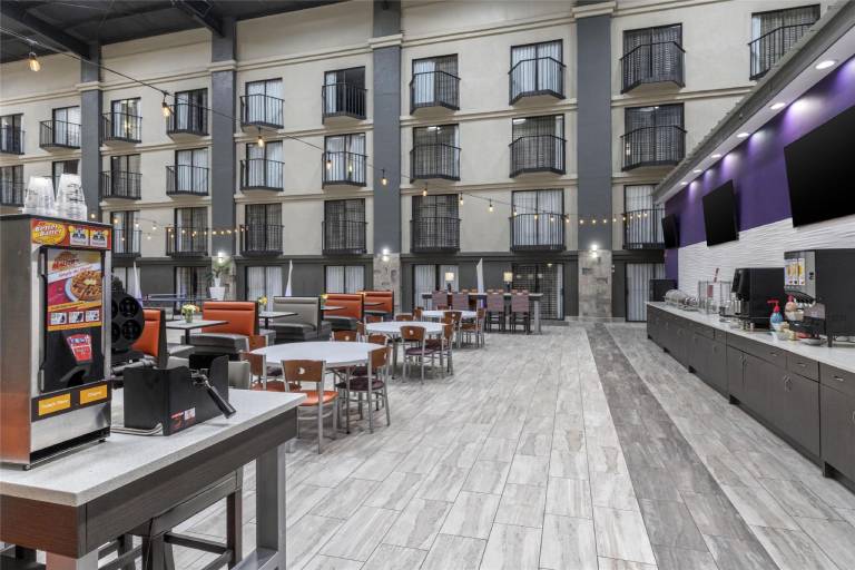 Best Western Plus Clemson Hotel & Conference Center — photo 4