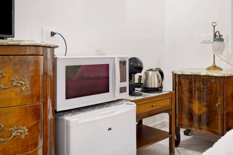 Private room with fast internet | Close to Palermo Cathedral | City view | Pets allowed — photo 2