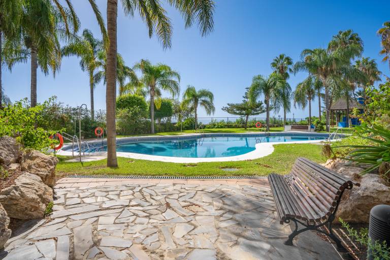 Apartment 'Apartamento Coral' with Sea View, Shared Pool and Wi-Fi — photo 4