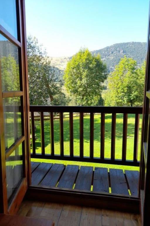 Holiday apartment with yard — photo 4
