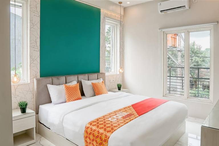 Roso Tentrem by Calli Rooms