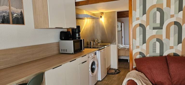 Beautiful house with garden, fast internet & BBQ | Mountain view | Good for workation | Pets allowed — photo 3