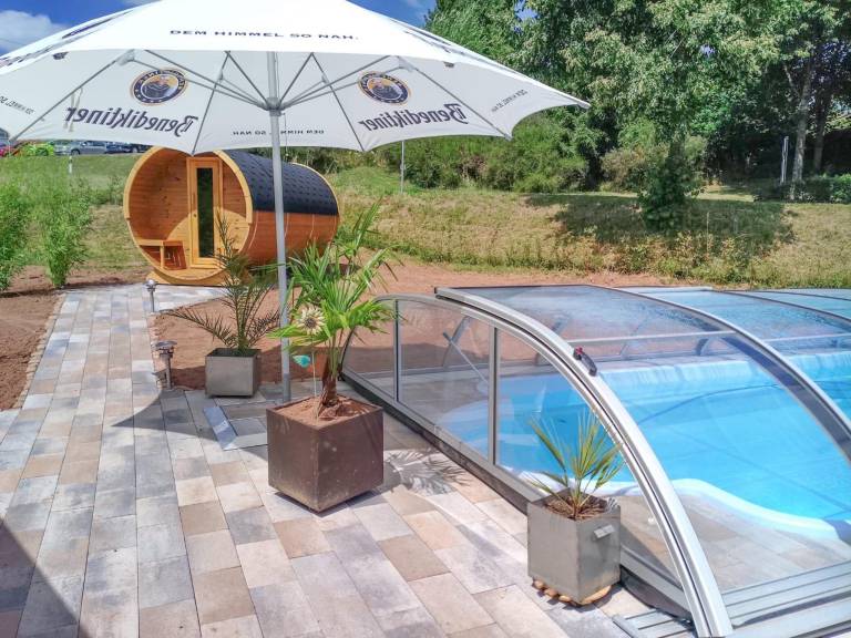 Rental apartment with pool, sauna & terrace — photo 2