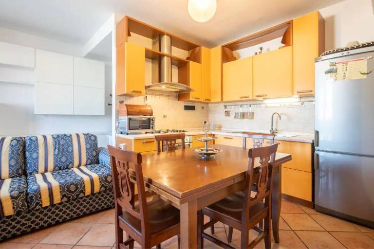 Rental apartment with garden, hot tub & terrace | Good for workation | Pet-friendly in Prato