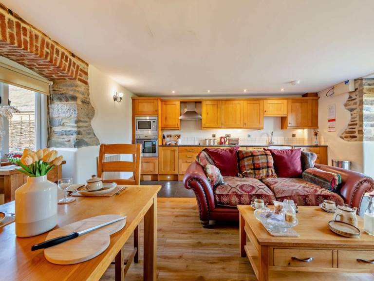 Cottage with garden, terrace & BBQ — photo 4