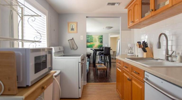 House | Close to the beach | Pet-friendly in Jacksonville Beach, FL