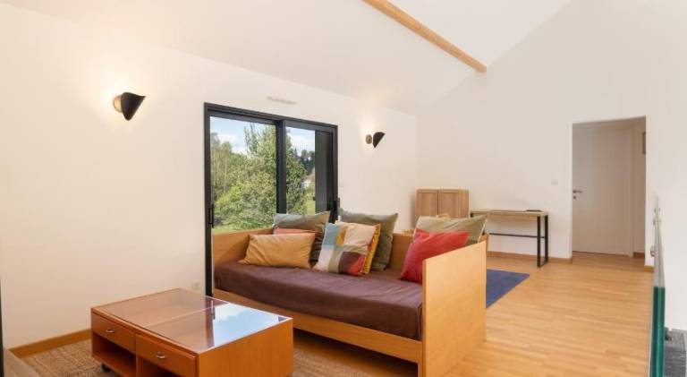 Villa with pool, sauna & hot tub — photo 2