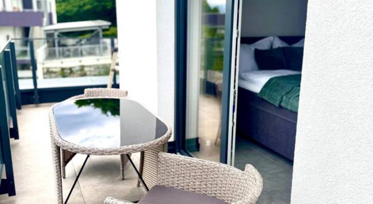 Apartment with patio | Pet-friendly — photo 4