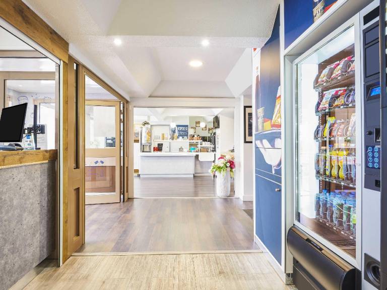 Ibis budget Santeny — photo 3
