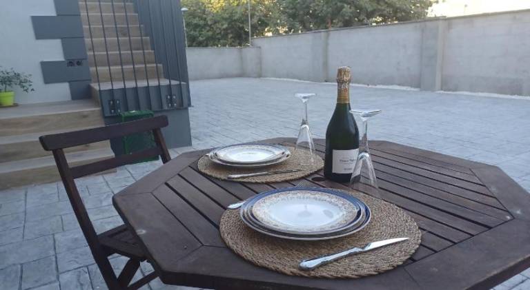 Apartment with 1 room for 5 persons — photo 4