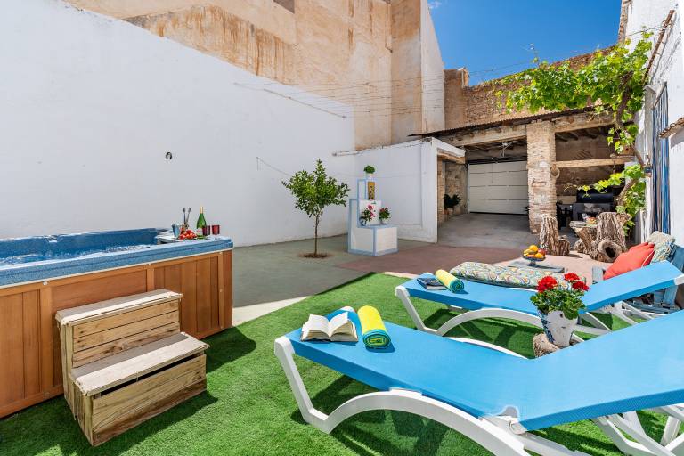 Holiday Home 'Amelia y Juan de Dios' with Private Terrace, Wi-Fi and Air Conditioning — photo 2
