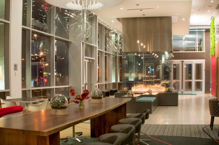 Hampton Inn & Suites Denver/Downtown-Convention Center — photo 2