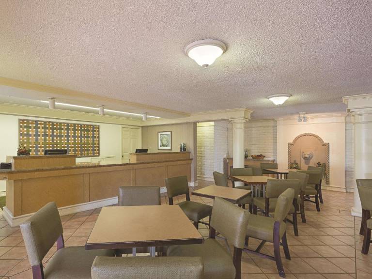 La Quinta Inn by Wyndham San Diego Chula Vista — photo 3