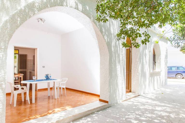 Family-oriented house with barbecue & garden | Next to the beach | Pets are welcome — photo 2
