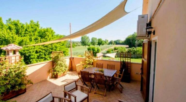 Holiday apartment with 1 room for 6 persons in Corinaldo