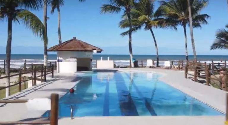 Apartment with pool in Ilhéus