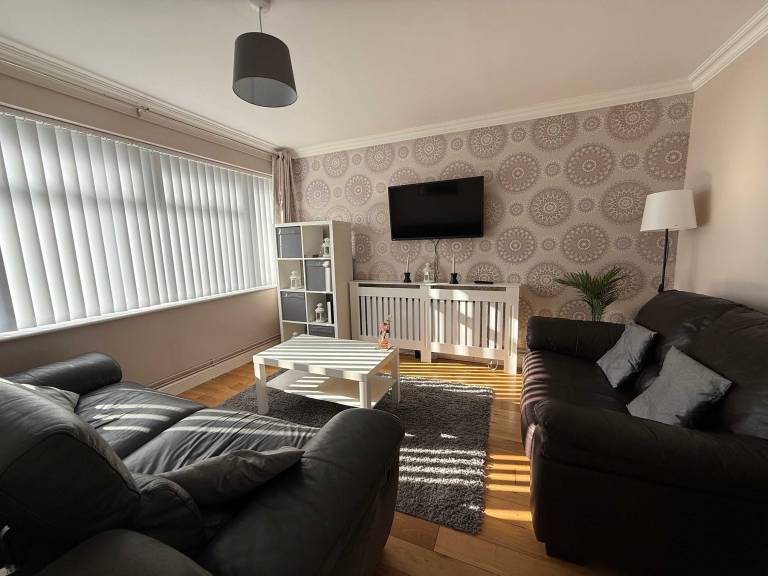 House  Dunstable