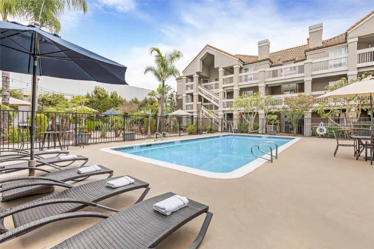 Sonesta ES Suites Chatsworth